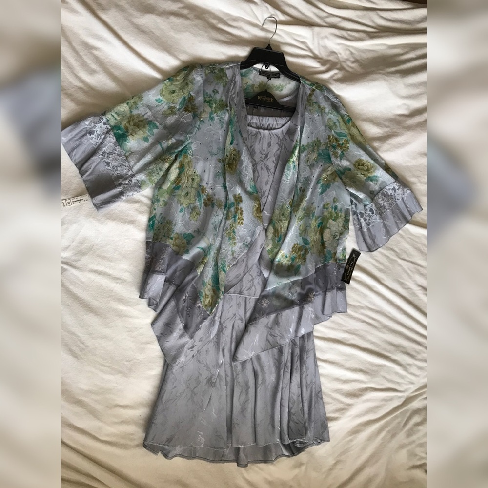 Violet Kay Silver Sleeveless Top w/ Skirt